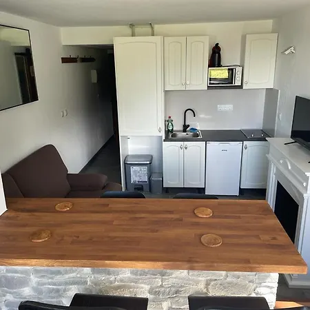 Estudio En Estacion Apartment